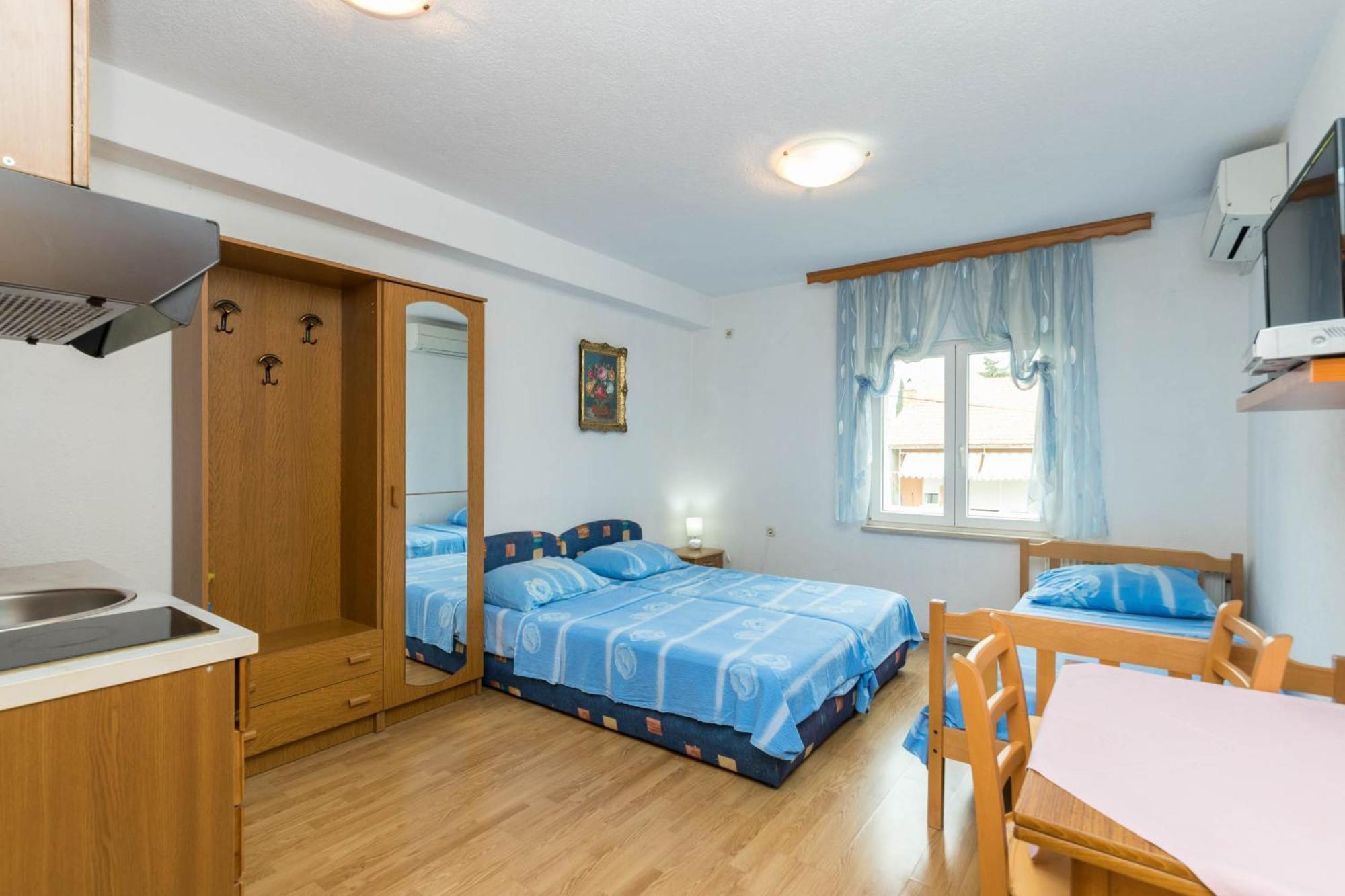 Apartments Cipetic Kaštela Εξωτερικό φωτογραφία