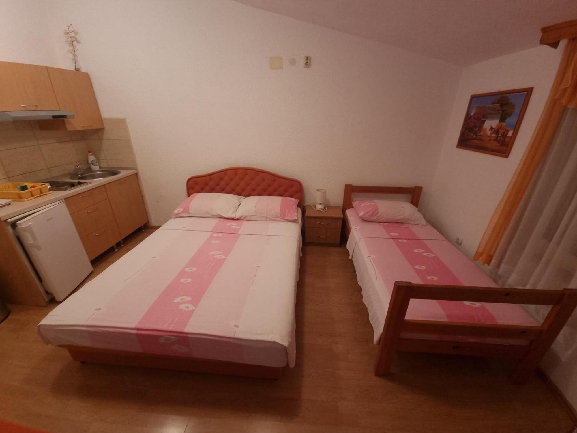 Apartments Cipetic Kaštela Εξωτερικό φωτογραφία