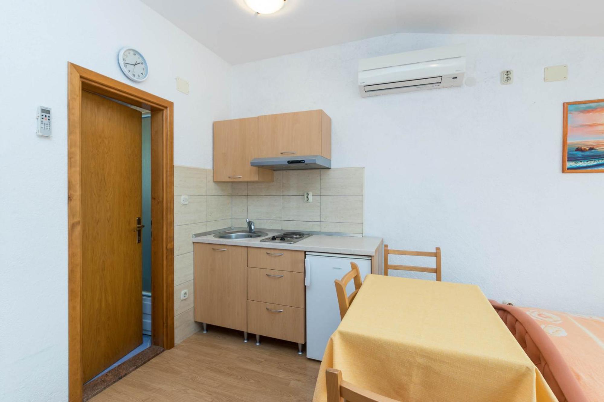 Apartments Cipetic Kaštela Εξωτερικό φωτογραφία