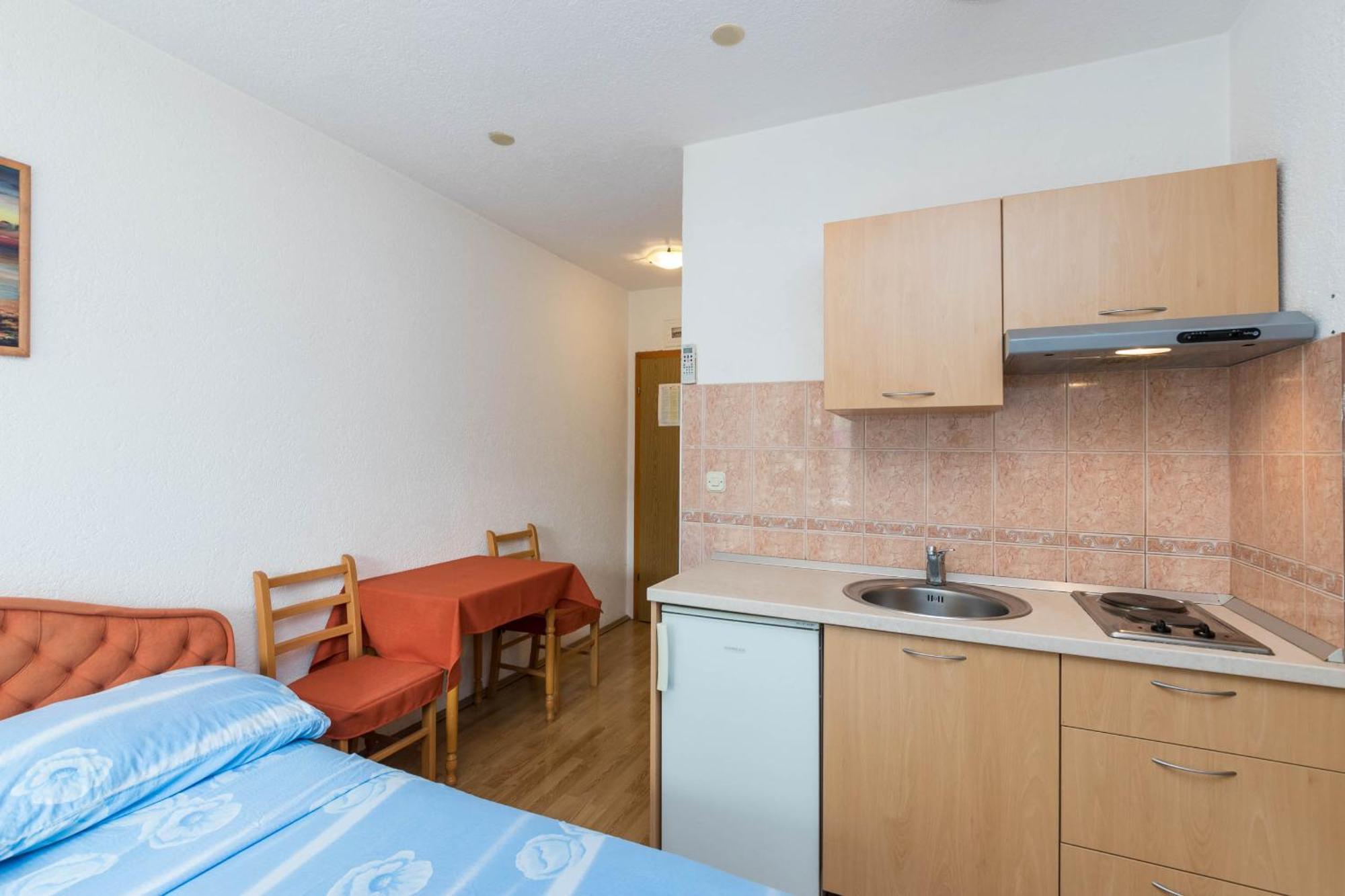 Apartments Cipetic Kaštela Εξωτερικό φωτογραφία